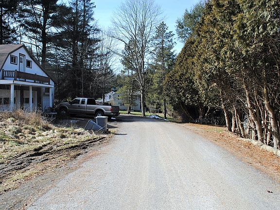 5th image of 170 Tracy St