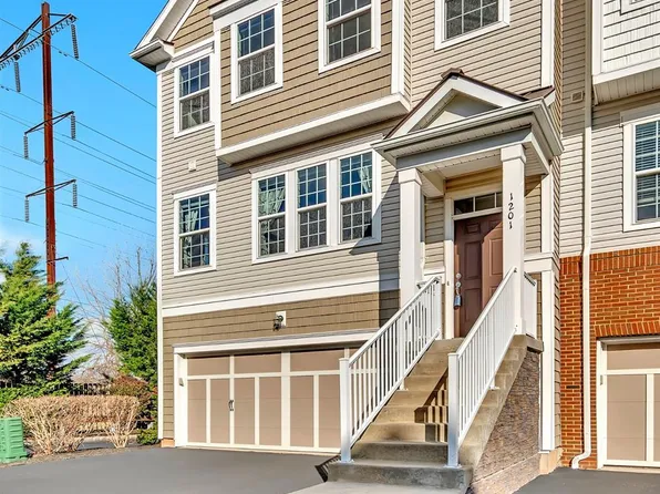 1201 Shep Dr, Highland Park, NJ 08904