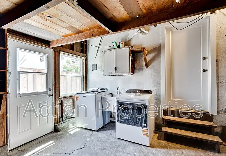 207 Haight St — Photo 19