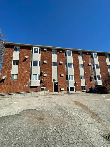 55 McAlpine Ave S Photo 1