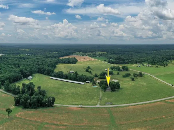3637 Whitaker Rd, Boonville, NC 27011