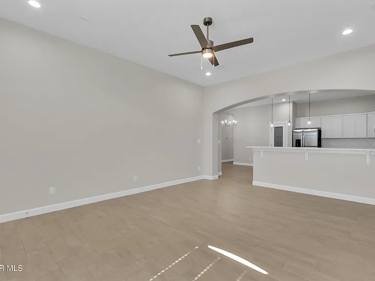 13931 Sky Harbor Ave — Photo 5
