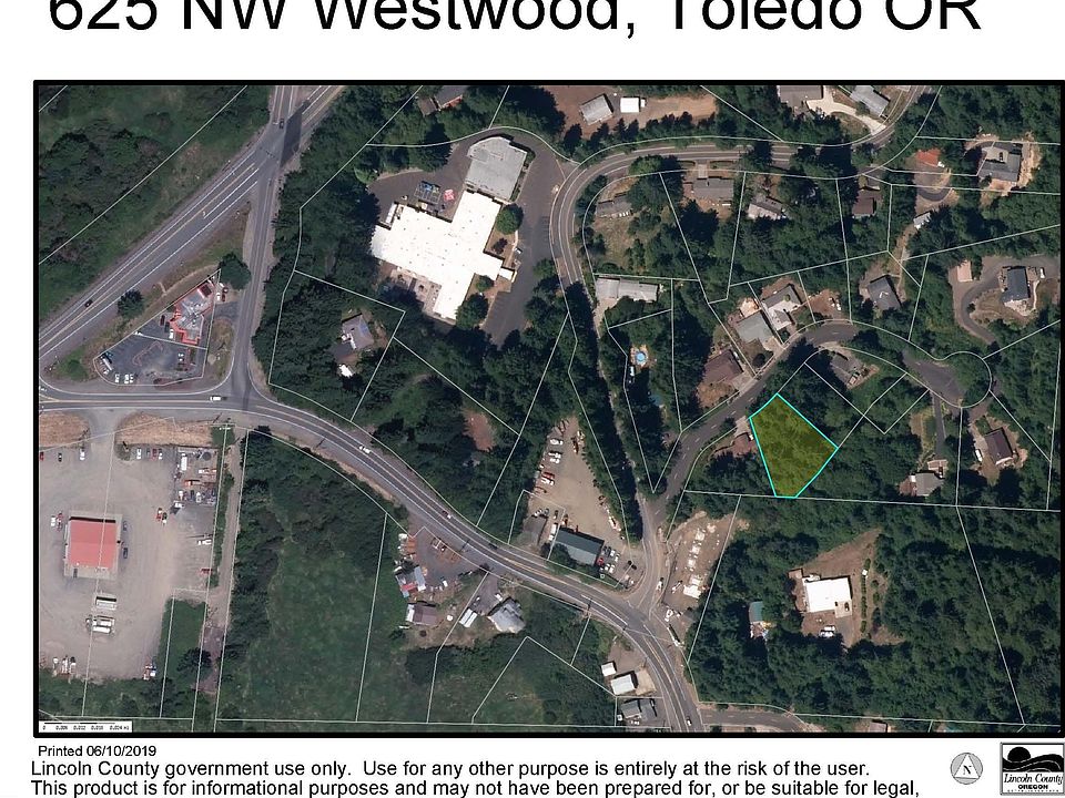 2nd image of 625 NW Westwood Ter