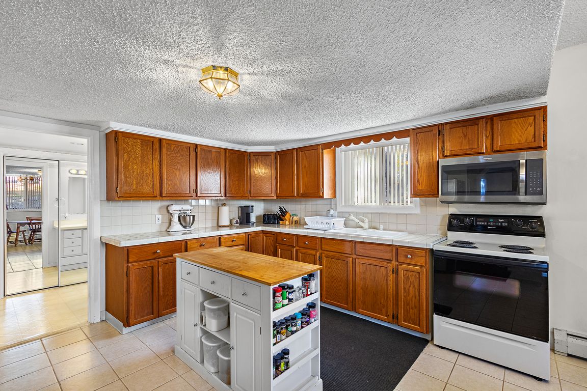 next background image