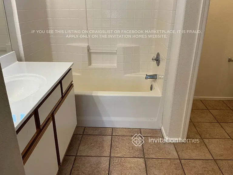 1935 N Lazona Dr — Photo 15