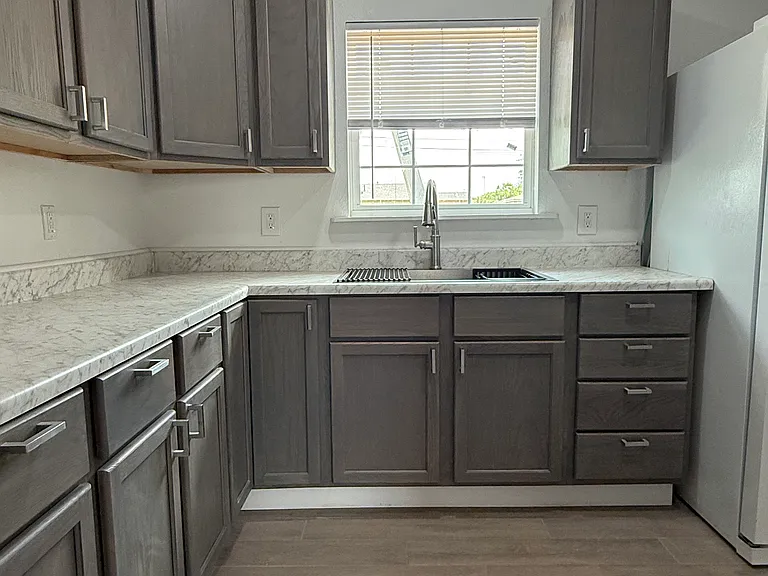 1324 E Oakhurst St — Photo 4