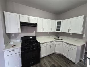 58 Willoughby St #1R, Newark, NJ 07112