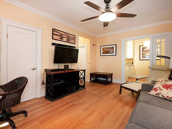 5th image of 516 E 78th St APT 3B