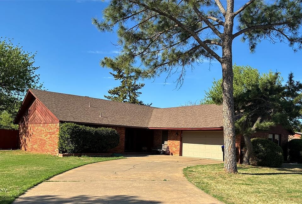 1st image of 712 Diana Ave