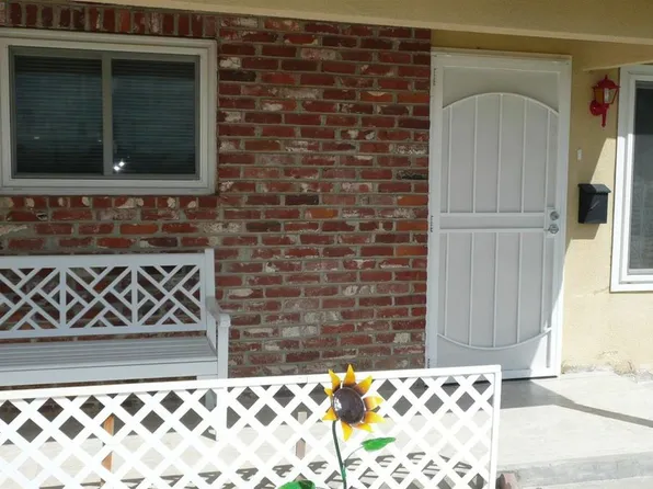 310 W Spring Pl, Lemoore, CA 93245