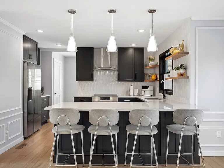 189 Somerset Ave — Photo 13
