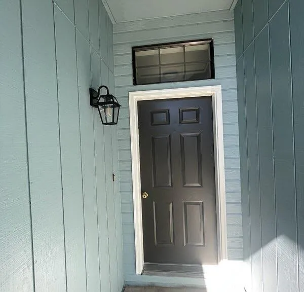 2975 NE Bluebell Ln — Photo 3