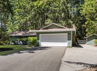 1740 NW Marmot Cir, Bremerton, WA 98383
