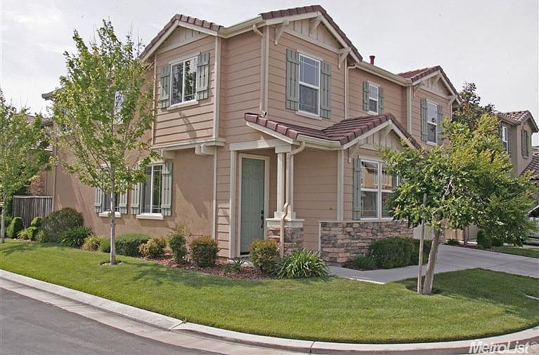 1st image of 10833 Peony Place Dr