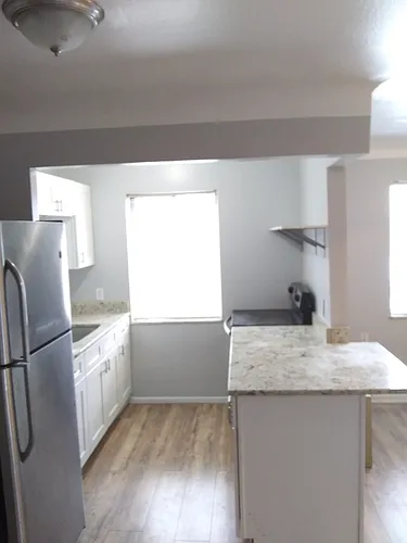 Diamond Creek Apartments Photo 1