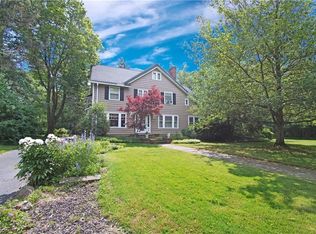 2525 Wellington Rd, Cleveland Heights, OH 44118