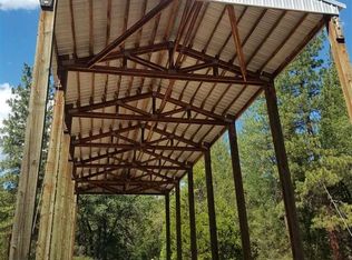 983 Pecks Valley Rd, Greenville, CA 95947