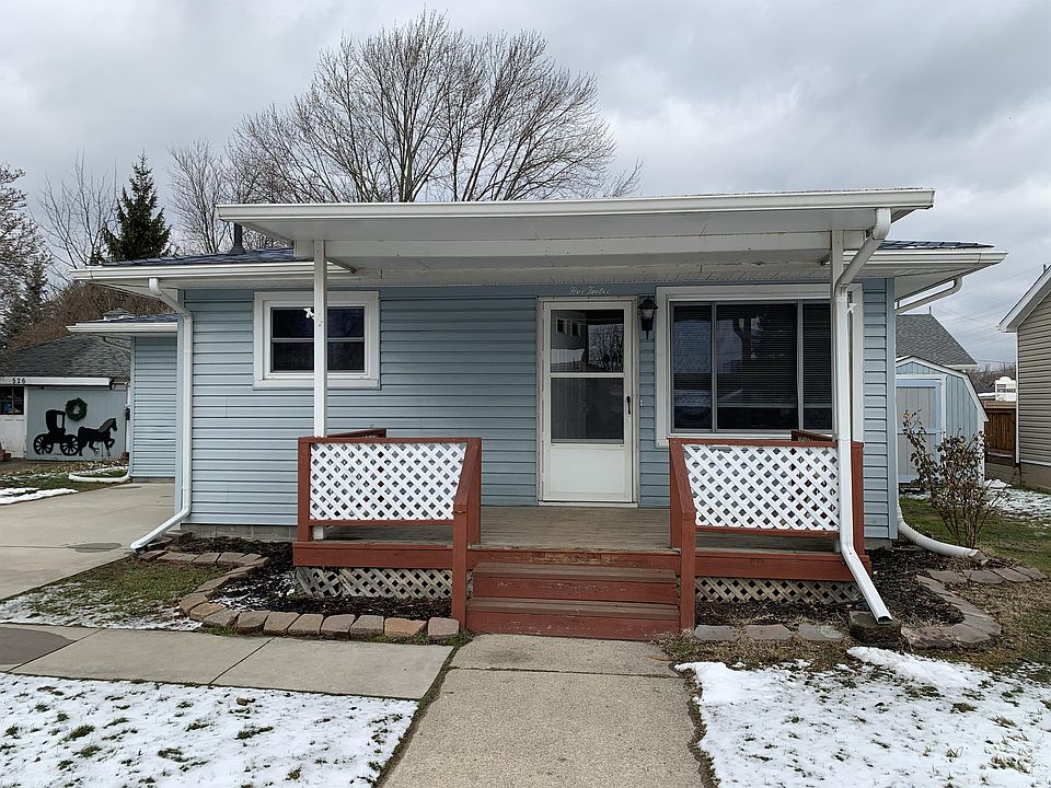 1st image of 512 Robertson St