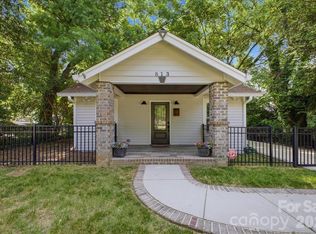 813 Walnut Ave, Charlotte, NC 28208