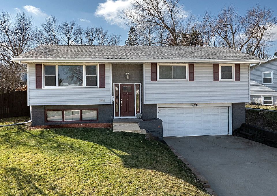 1st image of 3415 Sheridan Dr SE