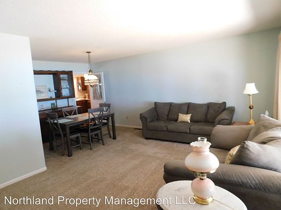 3rd image of 9072 Peninsula Dr