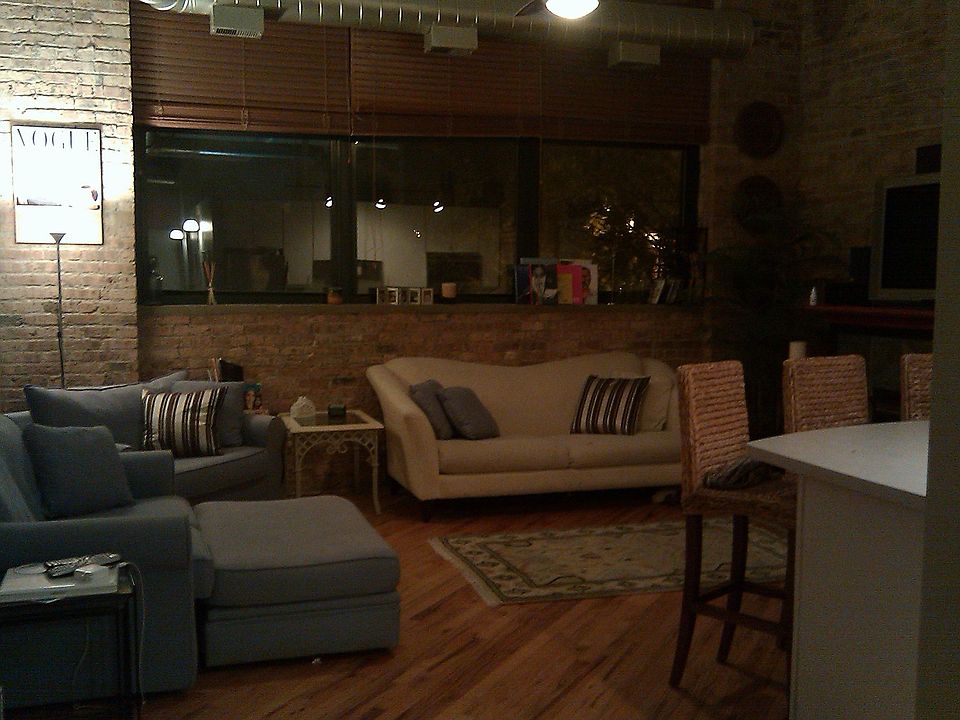 1st image of 1720 N Marshfield Ave APT 106