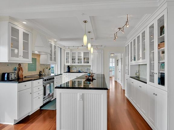 2nd image of 3554 Ocean Dr APT 1001