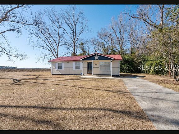 3rd image of 1076 Aiken Ave S
