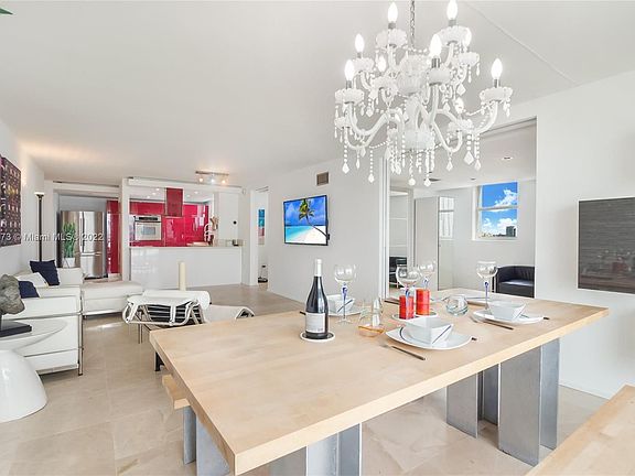 2nd image of 1045 10th St APT 904
