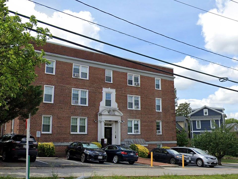 1st image of 2634 Lee Hwy APT 303