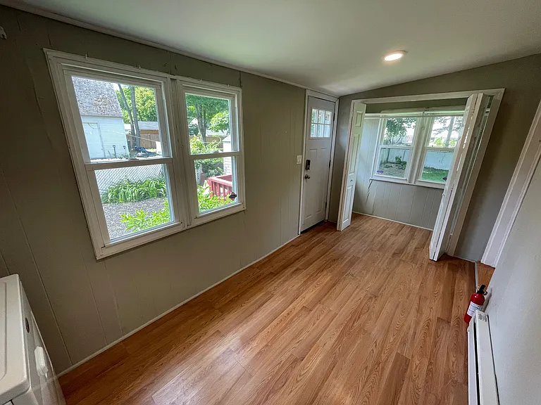 33-35 Wilson St — Photo 13