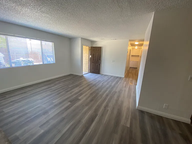 13192 Navajo Rd #3 — Photo 7