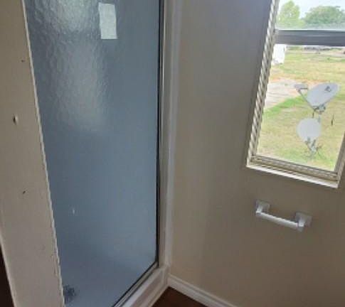 5th image of 3328 Keith Ave #81