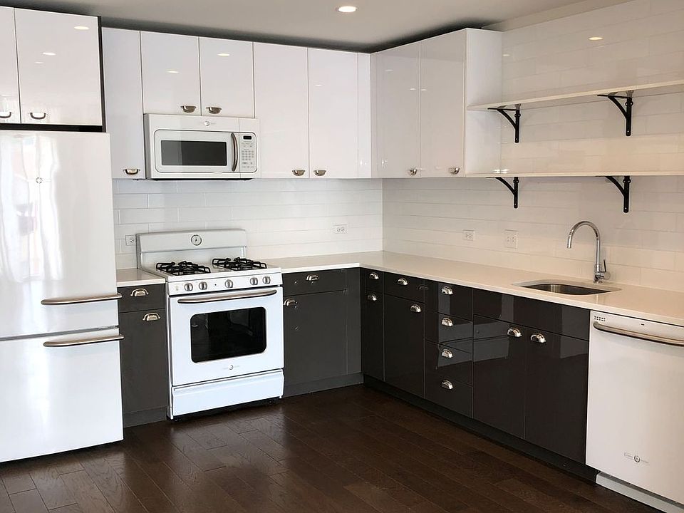 1st image of 131 Newberry Ave #205