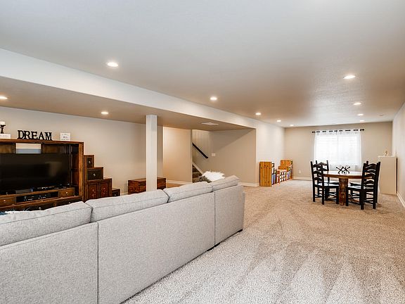 4th image of 9944 Morning Vista Dr