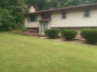 950 Fleming Falls Rd, Mansfield, OH 44905