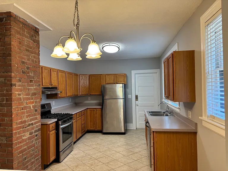 82-84 Brunswick St #82 — Photo 4