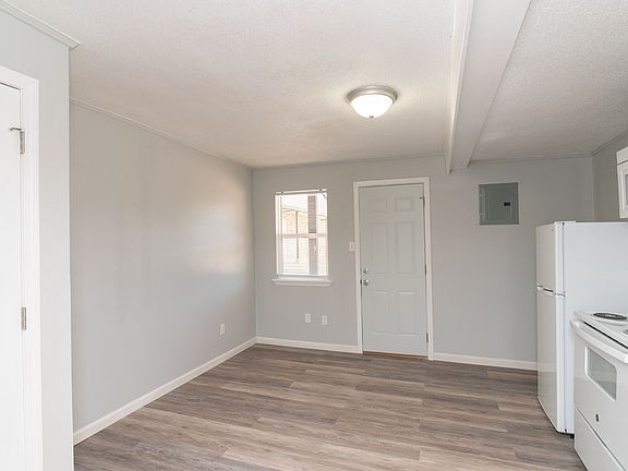 2nd image of 1518 E McCarty St APT 9