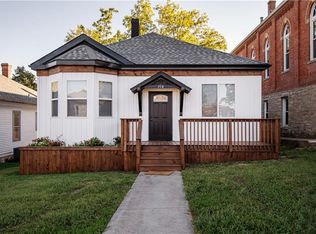 516 Park St, Atchison, KS 66002