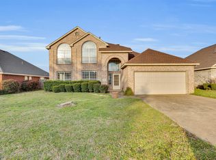 4740 Calder Dr, Grand Prairie, TX 75052