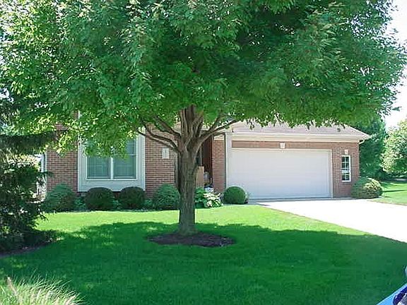 3rd image of 1812 Woodgate Dr