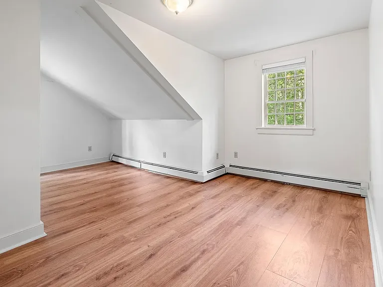 85 Dartmouth College Hwy #203 — Photo 27