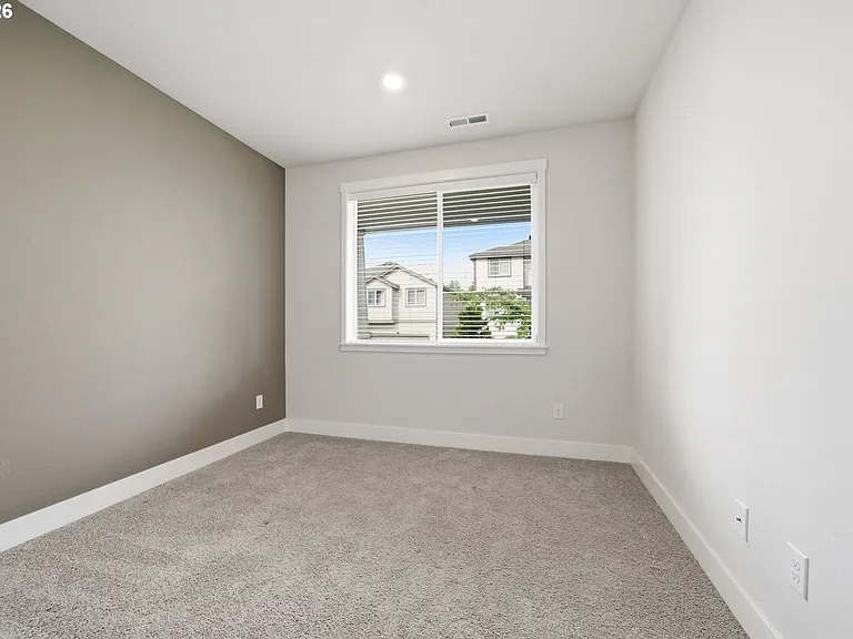 6901 NE 16th Ave — Photo 33
