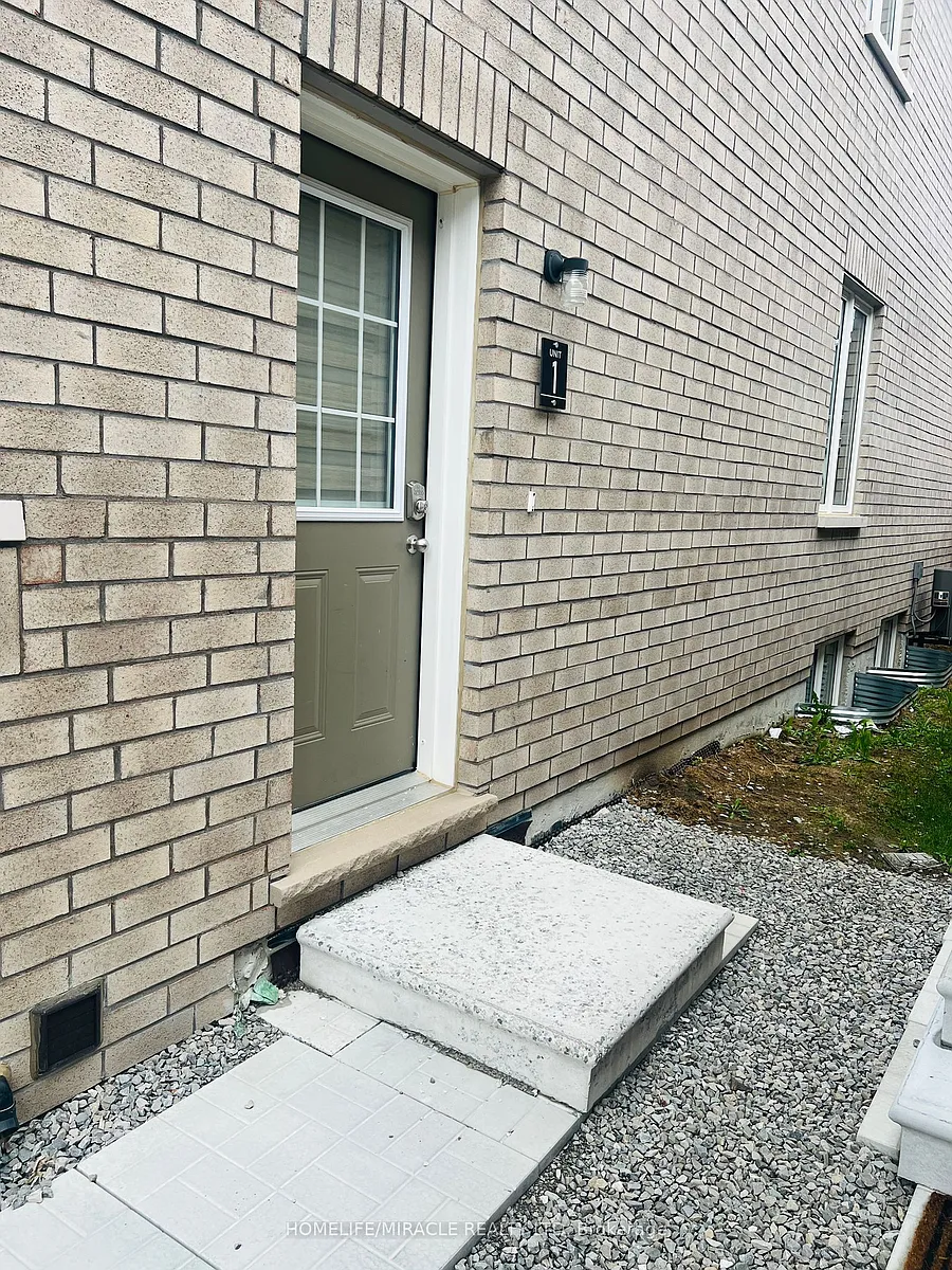 Building Photo - 60 Bannister Rd #BASEMENT