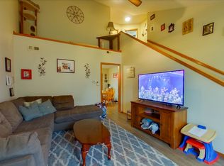 418 Butterfield Rd, Manhattan, KS 66502