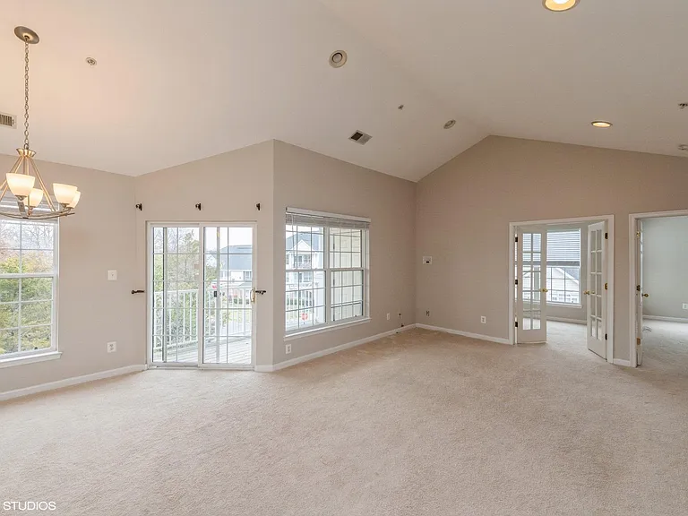 25340 Lake Mist Sq #301 — Photo 30