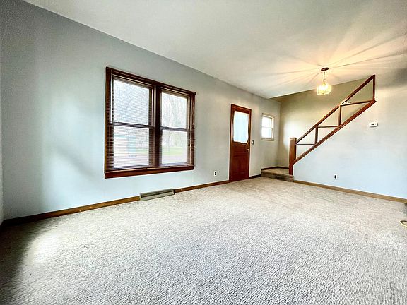 4th image of 3012 Norway Ave