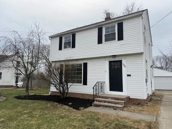 756 Lincoln Blvd, Bedford, OH 44146