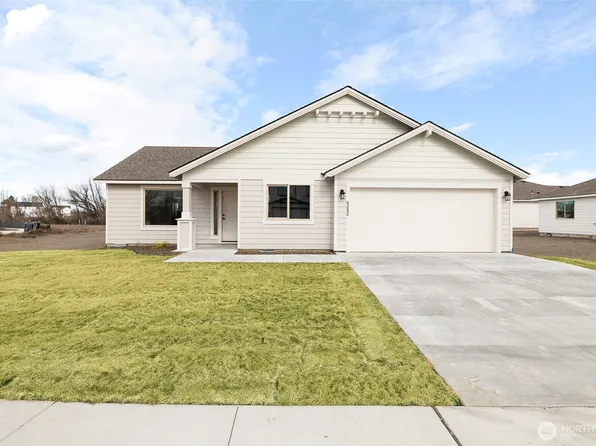 4242 W Sandy Ct, Moses Lake, WA 98837