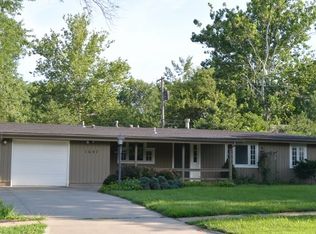 1647 SW 28th Ter, Topeka, KS 66611